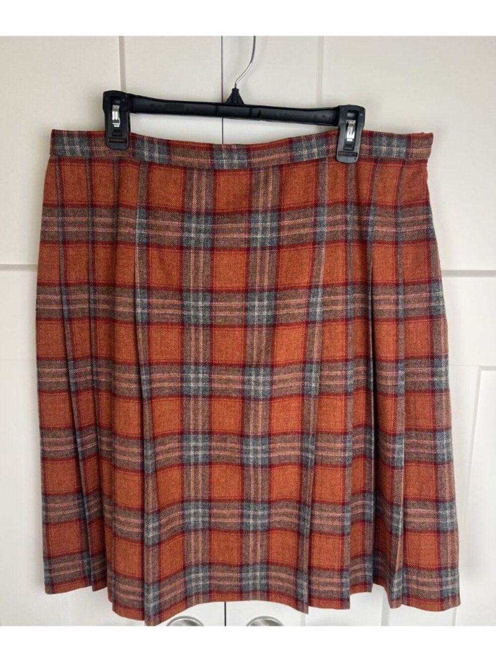 Pendleton Vintage Orange Plaid Wool Skirt Size 16 Made USA Pleated Cottagecore